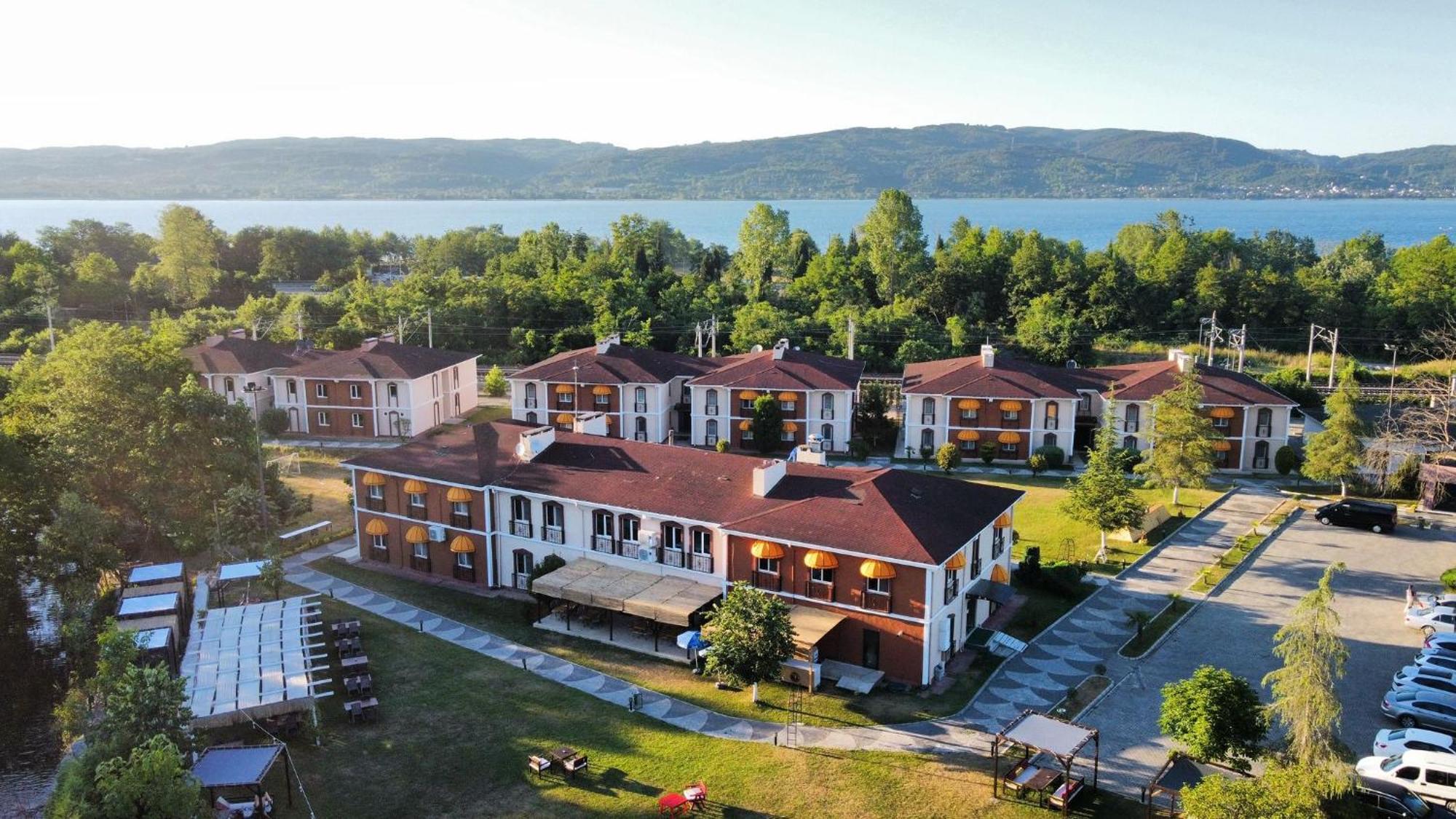 Sapanca Resort Hotel ساكاريا المظهر الخارجي الصورة